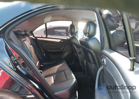 2005 Mercedes-Benz C 230 Kompressor Sport z USA, uszkodzony, nr VIN WDBRF40J25A727064